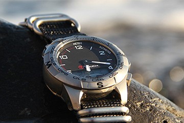 北京欧米茄为什么走慢